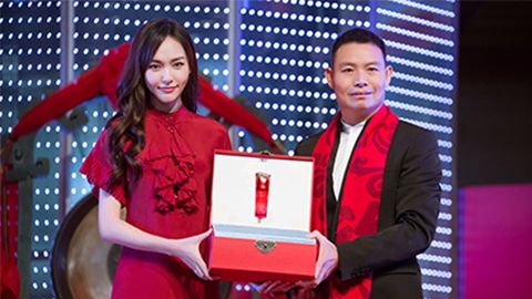 中国美正当红，鉴黑担保网A股上市，引领新时代
